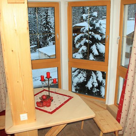 Hotel Schweizerhof Оберау Экстерьер фото