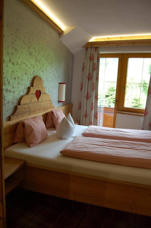 Hotel Schweizerhof Оберау Экстерьер фото