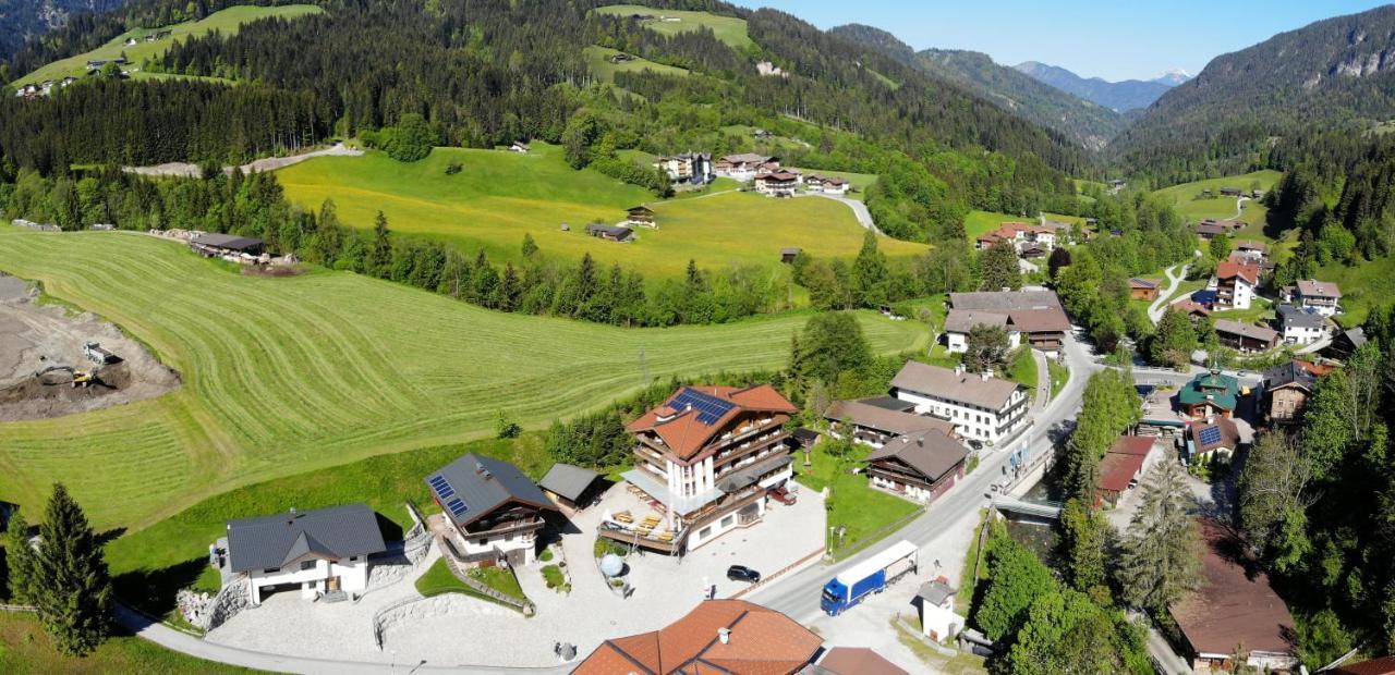 Hotel Schweizerhof Оберау Экстерьер фото