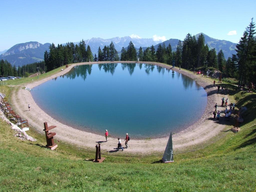 Hotel Schweizerhof Оберау Экстерьер фото