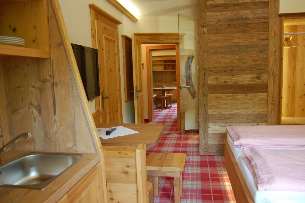 Hotel Schweizerhof Оберау Номер фото