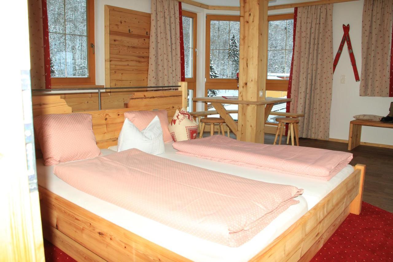 Hotel Schweizerhof Оберау Номер фото